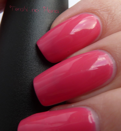 OPI Feeling hot hot hot 6