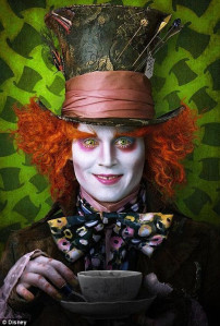 johnny-depp-mad-hatter-alice-wonderland