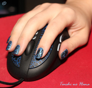 Black shatter sur bleu kiko 03