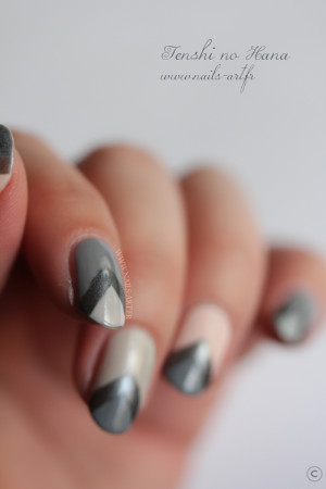 The New Black Heathered nail art 6